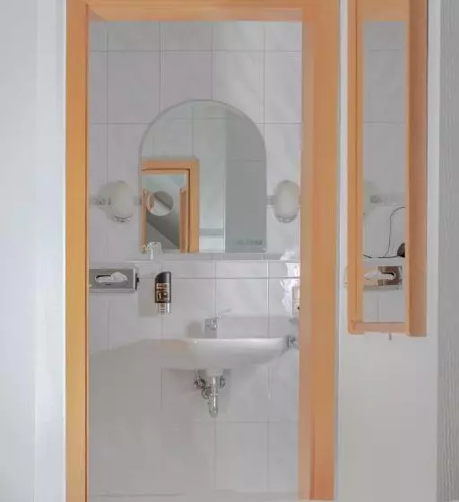 Отель Kruse Zum Hollotal