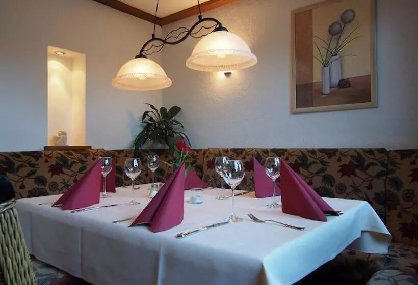 Land Gut Hotel Zur Brücke