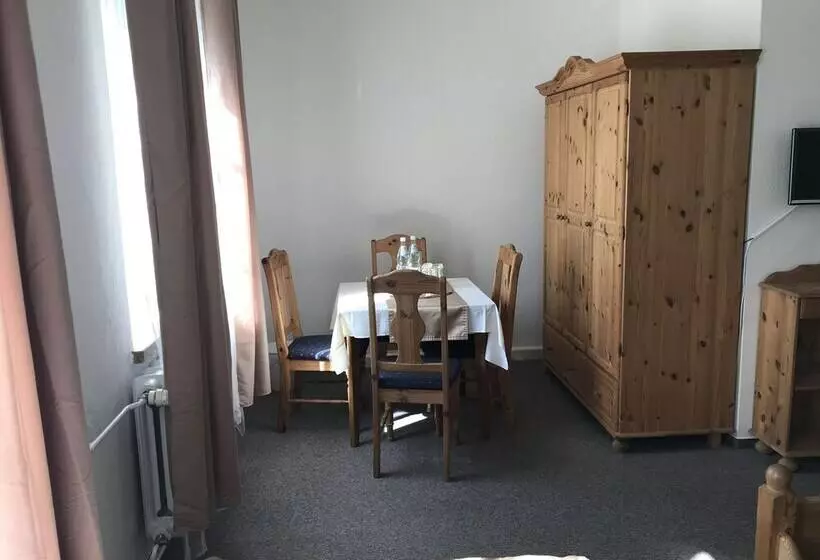 فندق Pension Neuschönau