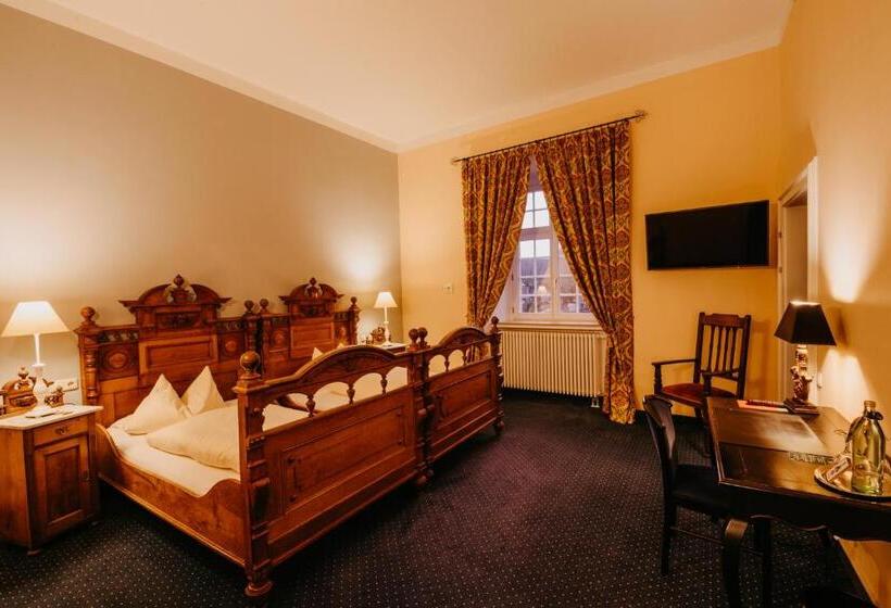 Отель Schloß Gehrden