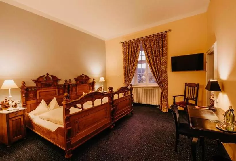 Отель Schloß Gehrden