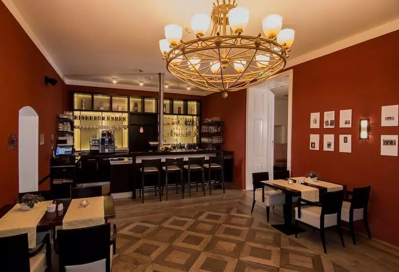 Отель Schloß Gehrden