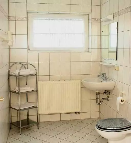 酒店 Feriendorf Waldfrieden