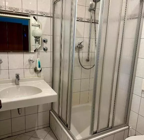 酒店 Weinhaus Eberitzsch Gmbh