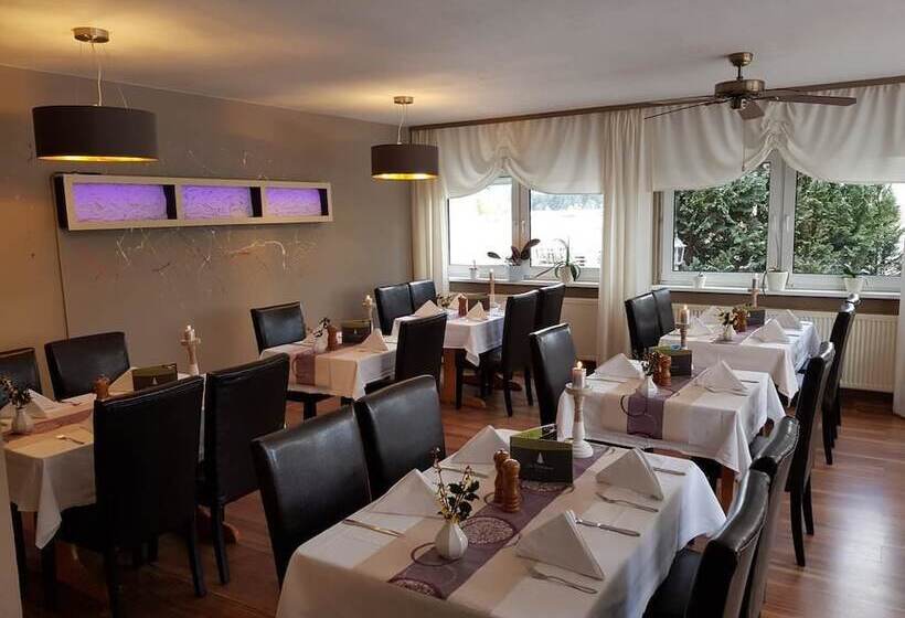 Hotel Zur Fichtenbreite Garni