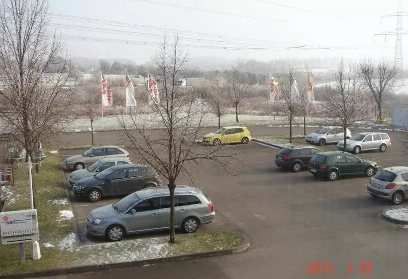 Отель Zur Linde