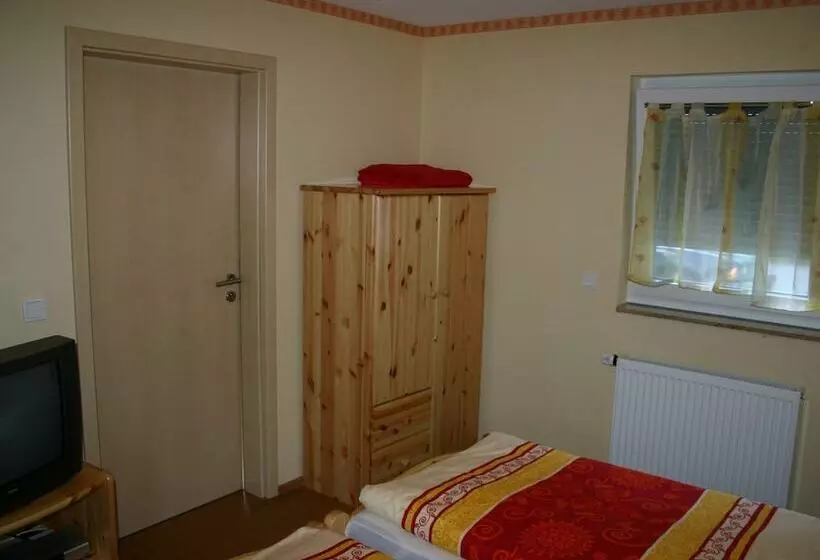 פנסיון Gasthof Zum Stausee