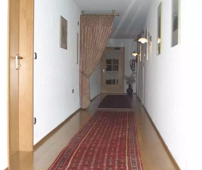 膳宿费 Zum Lindenbaum