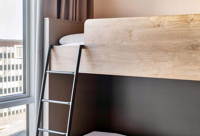 B&b Hotel Stuttgart Neckarhafen