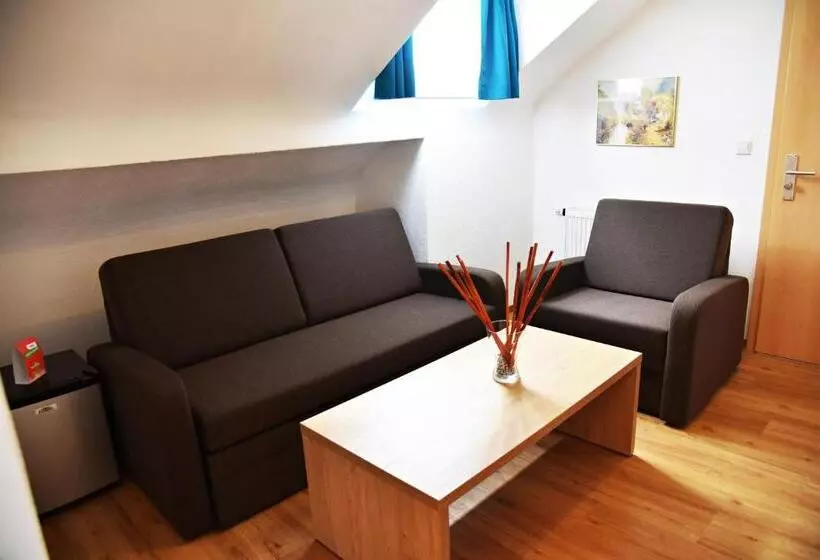 Garni Hotel Zur Krone