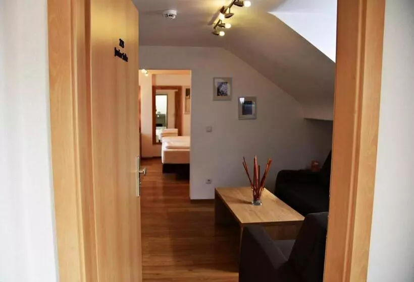 Garni Hotel Zur Krone