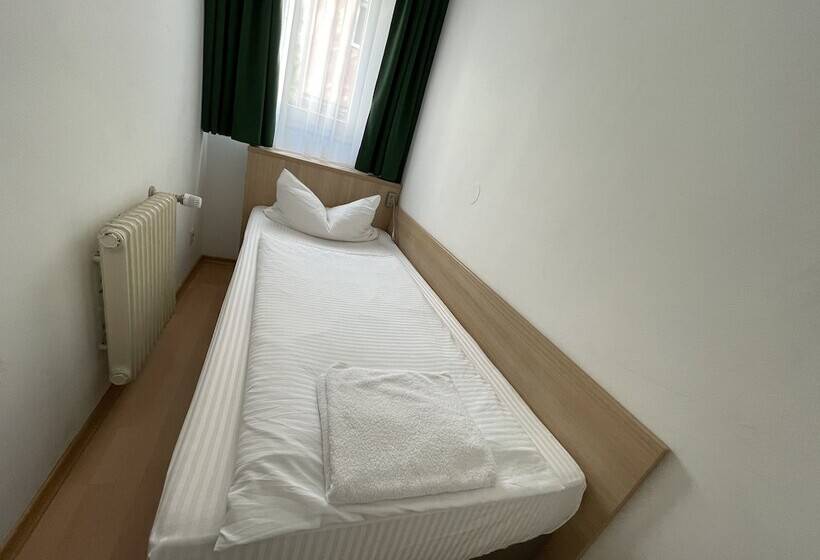 Hafner Hotel  Apartment