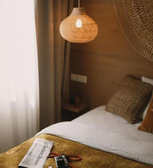 בית מלון כפרי 2places Side