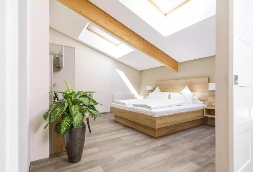 酒店 Forsthaus Grüna Betreiber Gmbh