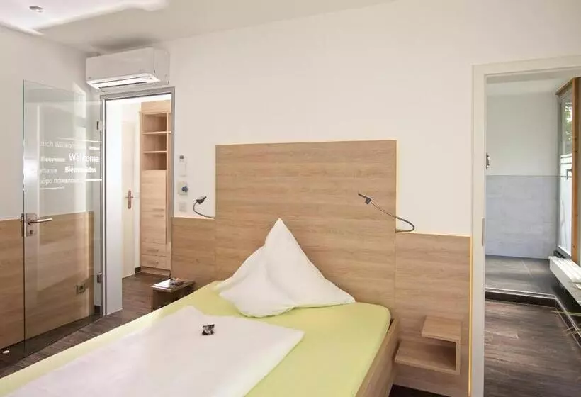 酒店 Forsthaus Grüna Betreiber Gmbh