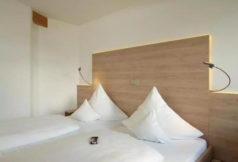 酒店 Forsthaus Grüna Betreiber Gmbh