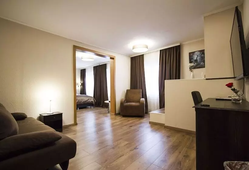 ホテル Garni Forum