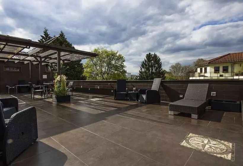 ホテル Garni Forum