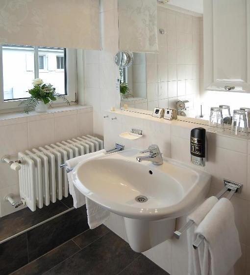 Hotelli Gasthaus Zum Ochsen