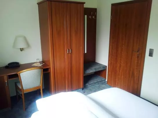 膳宿费 Gasthof Zum Waldhorn