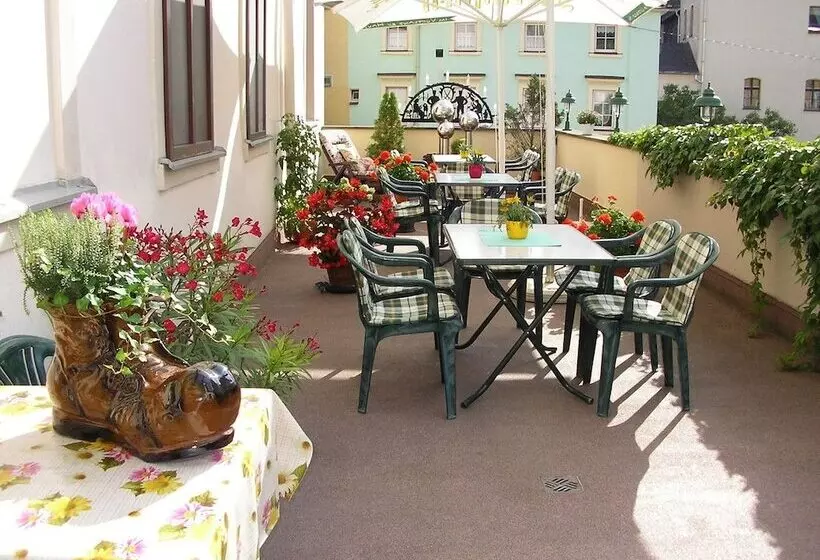 فندق Goldene Sonne