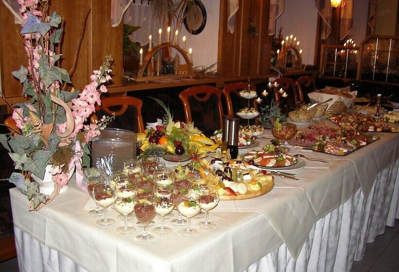 Отель Goldene Sonne