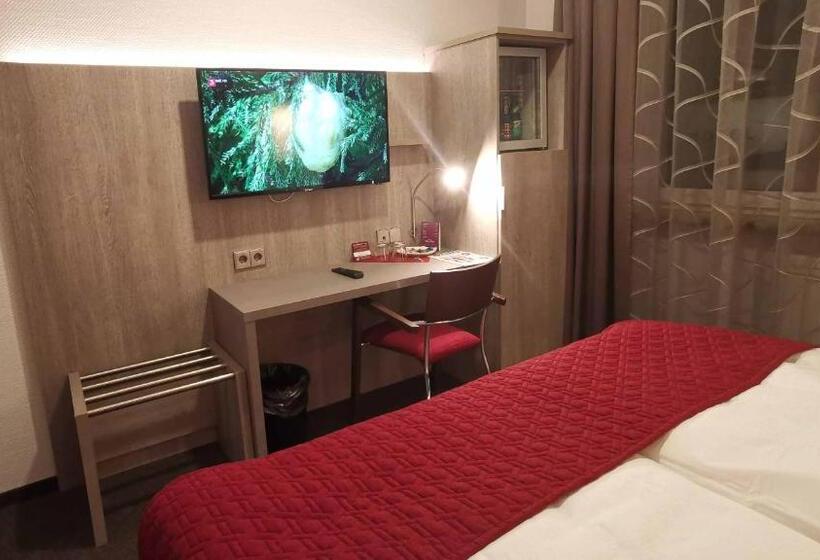 ホテル Hellers Krug