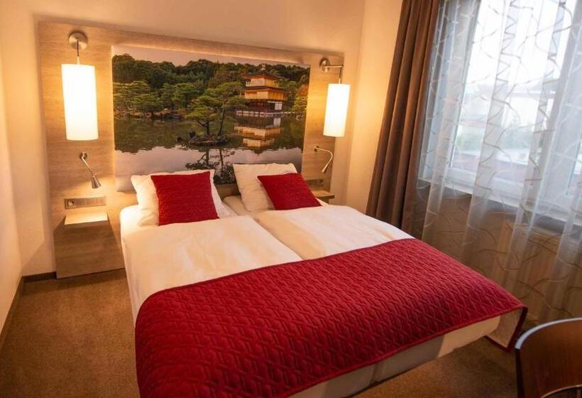 ホテル Hellers Krug