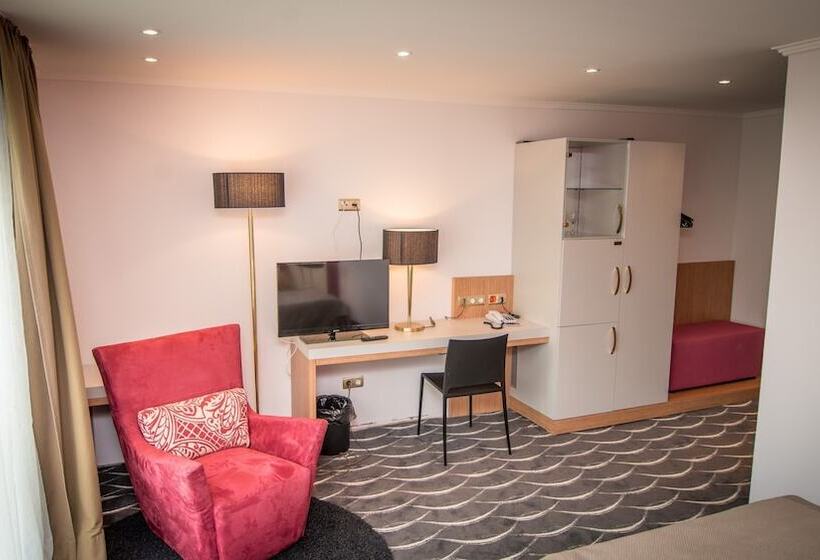 ホテル Hellers Krug