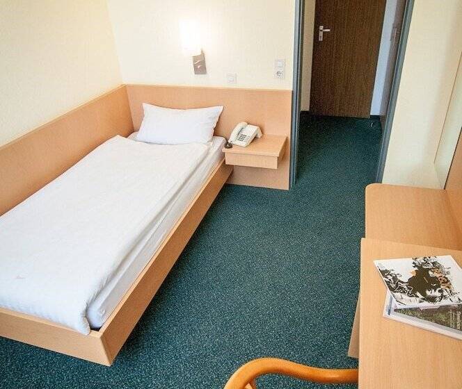 ホテル Hellers Krug