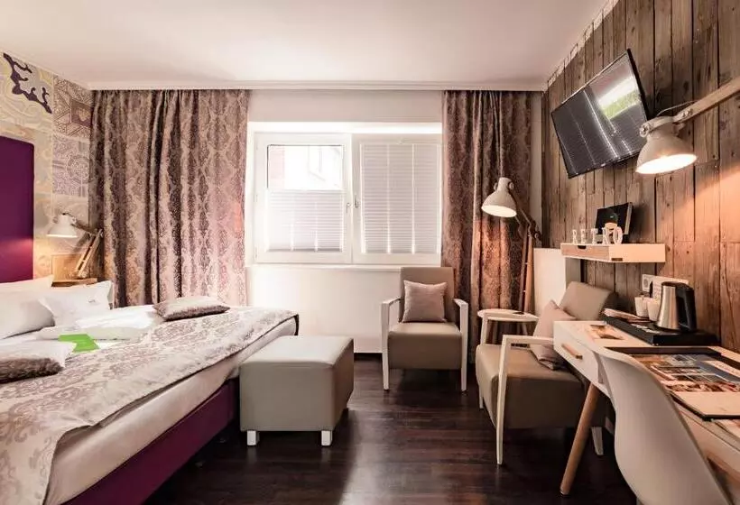 Отель Retro Design