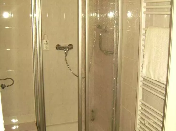 בית מלון כפרי Reuterhof