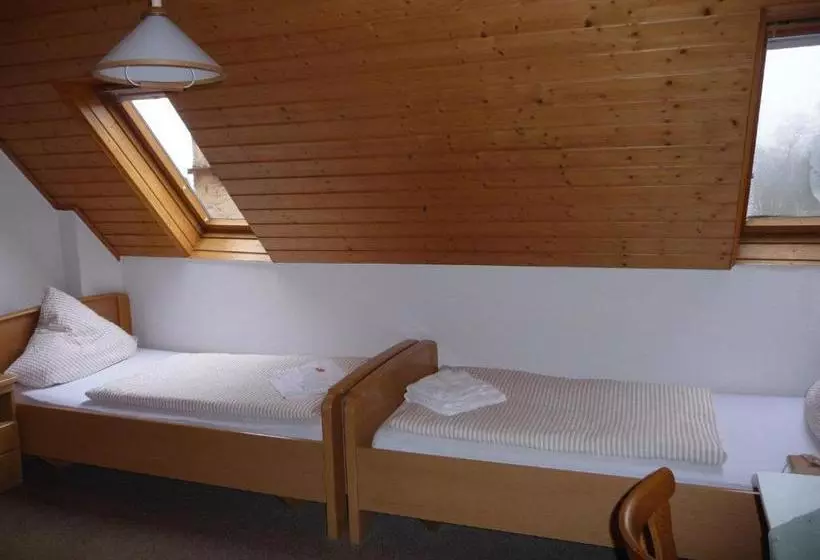 호텔 Wengerterstube & Gästezimmer Kern