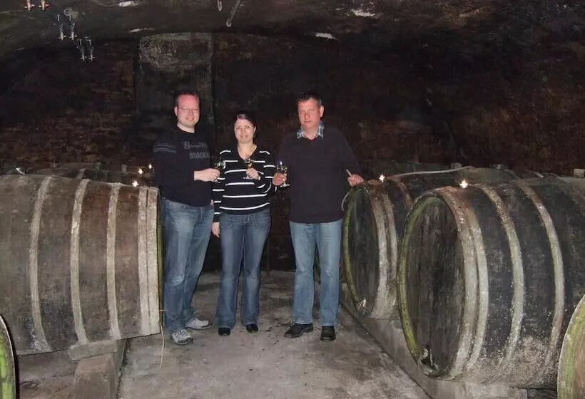 Hotelli Weinhof Gassen