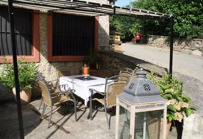 Hotelli Weinhof Gassen