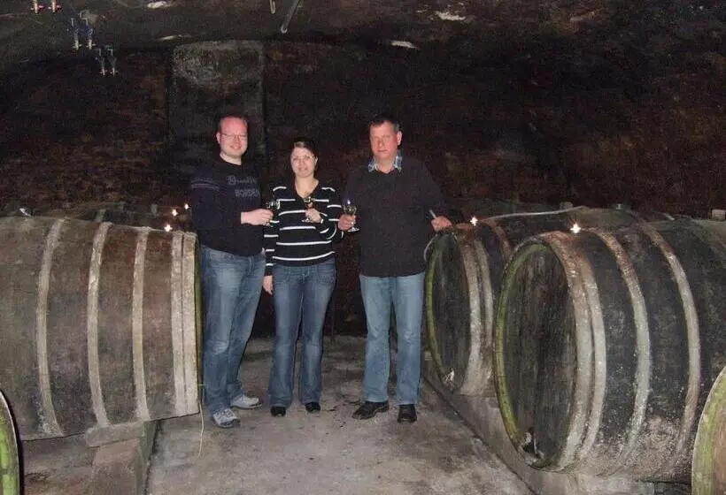 Hotelli Weinhof Gassen