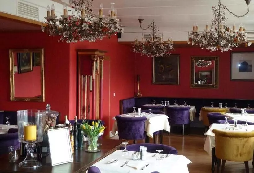 ホテル Zum Alten Brauhaus