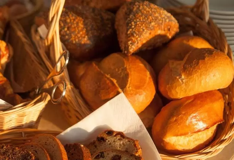 Also Hotel An Der Hardt