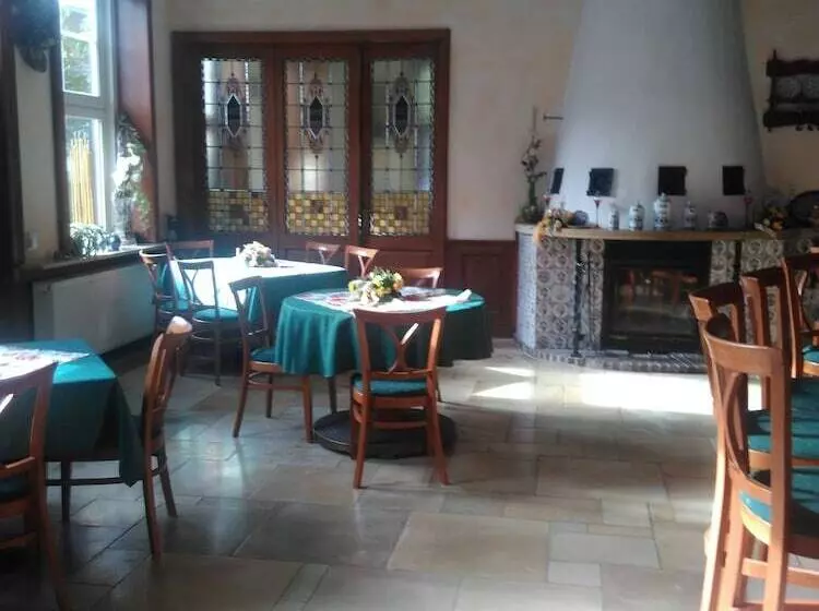 Отель Alte Kornbrennerei Gbr