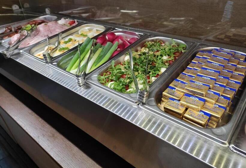 Bassiana Hotel Es Etterem