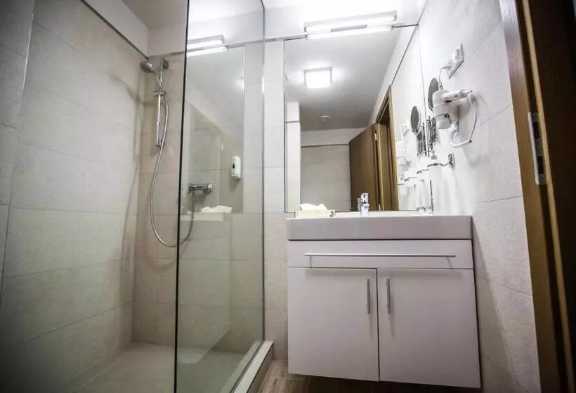 Bassiana Hotel Es Etterem