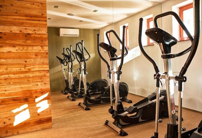 Bassiana Hotel Es Etterem