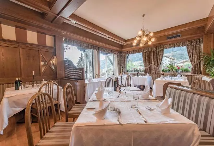 Hotel Belvedere Dolomites Flower