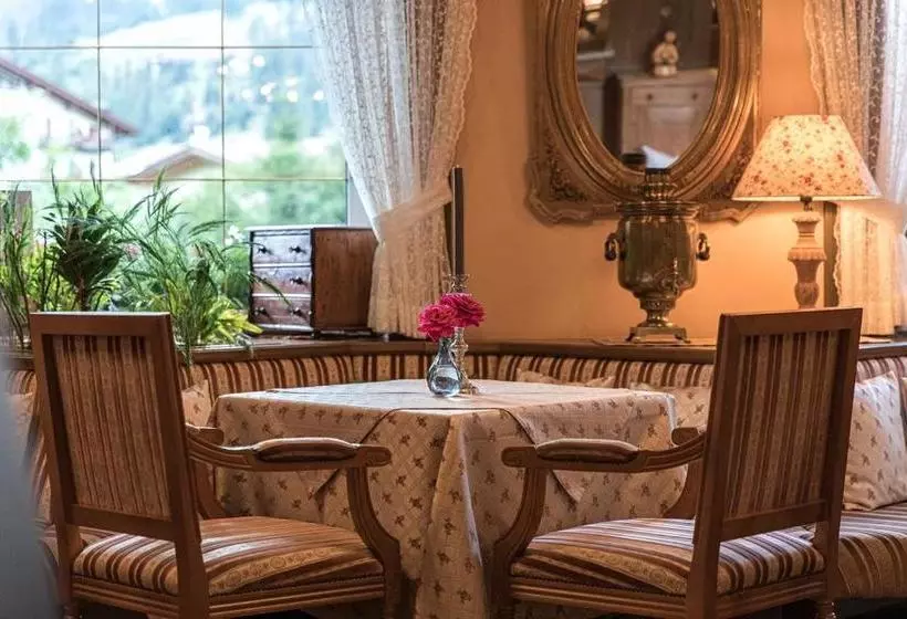 Hotel Belvedere Dolomites Flower