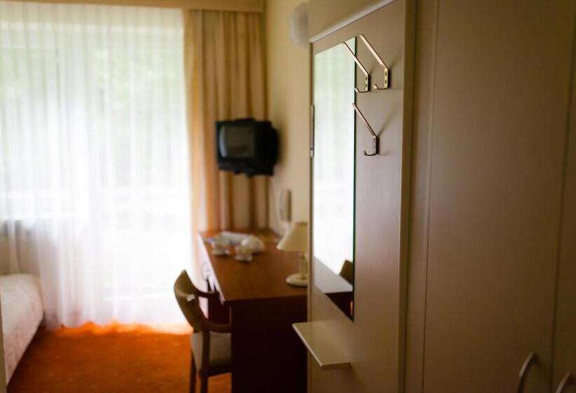 هتل Geovita Krynica Zdroj