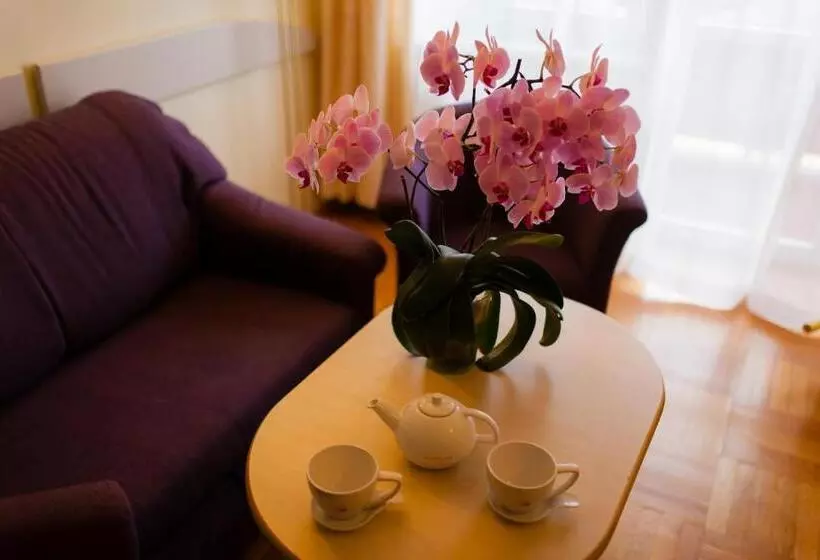 هتل Geovita Krynica Zdroj