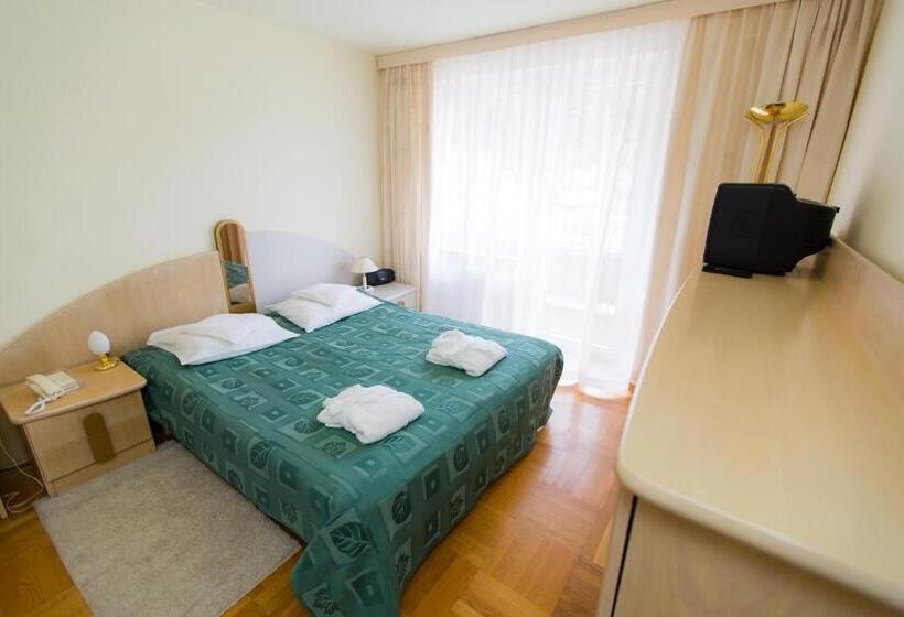 هتل Geovita Krynica Zdroj