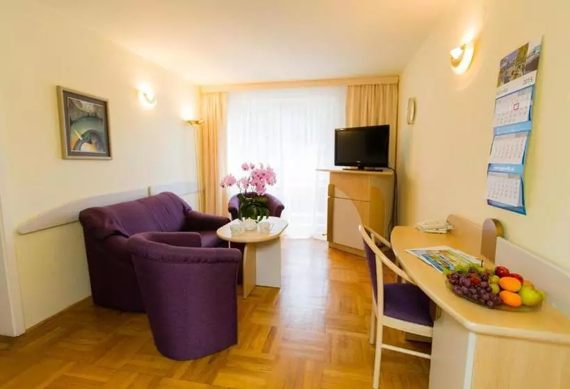 هتل Geovita Krynica Zdroj