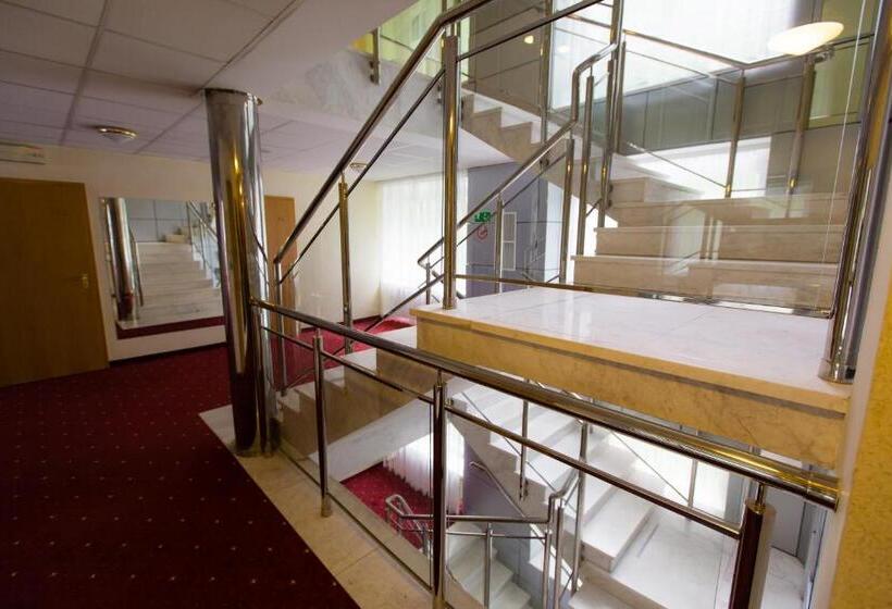 هتل Geovita Krynica Zdroj