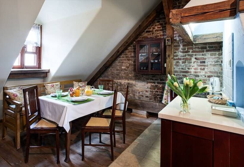 호텔 Apartamenty Kamienica Muzyków Old Town Lublin